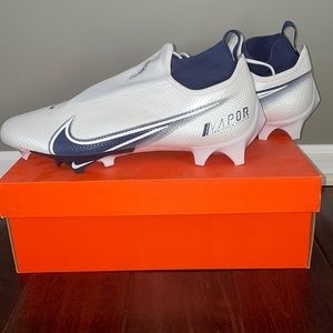 Nike Vapor Edge Pro 360 Football Cleat